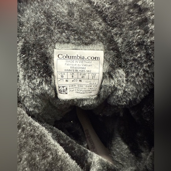 Columbia Women's Quilted Winter Boots - Picture 6 of 9